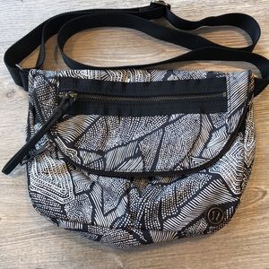 Lululemon festival bag - Dottie Tribe